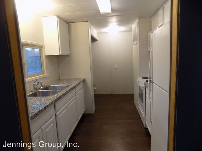 Building Photo - 2 br, 2 bath House - 35995 Camp Creek Rd
