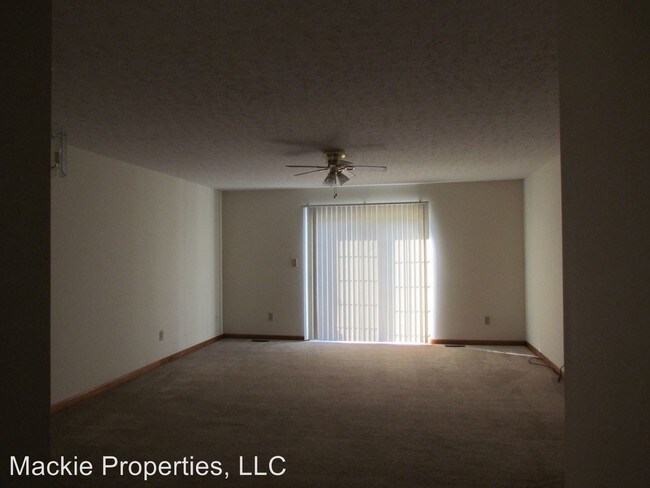 Building Photo - 4 br, 3 bath House - 1475 W Rockcrest Dr