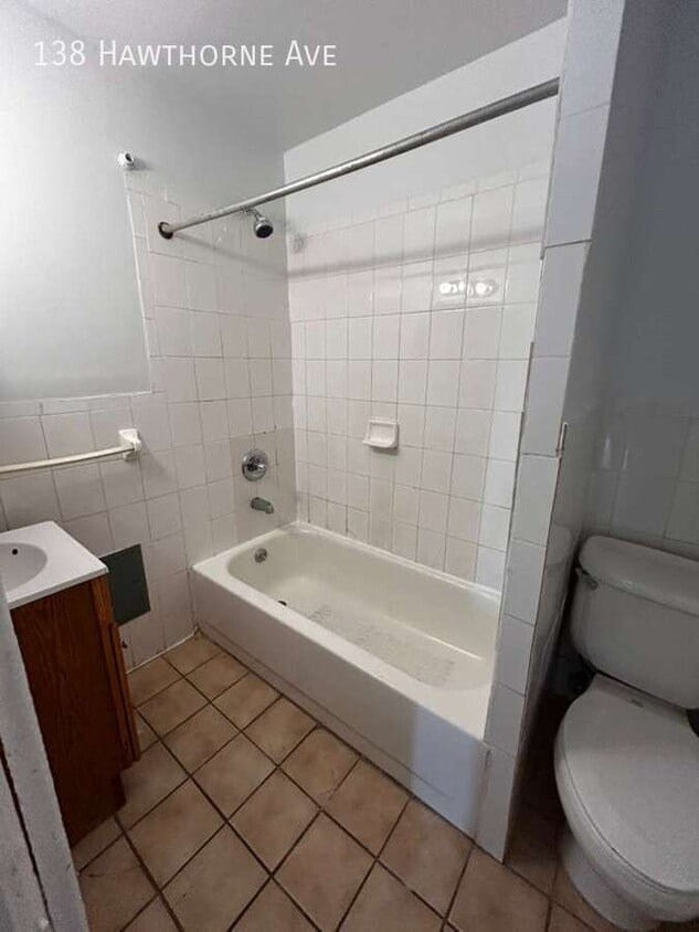 Primary Photo - 138 Hawthorne Ave