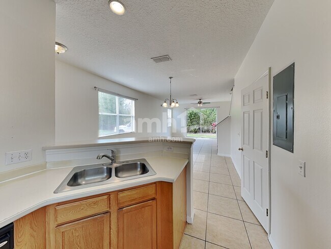 Foto del edificio - 5500 Paradise Cay Cir