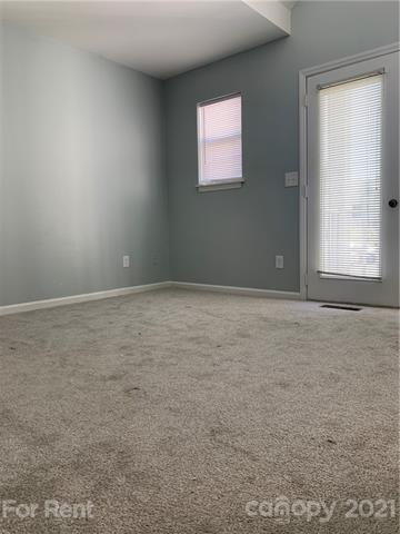 Building Photo - 7332 Meadow Glen Dr