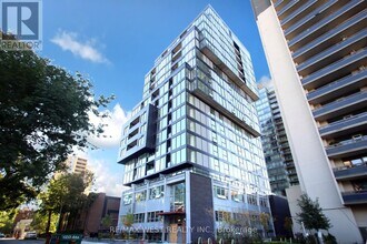 Building Photo - 17 Dundonald St