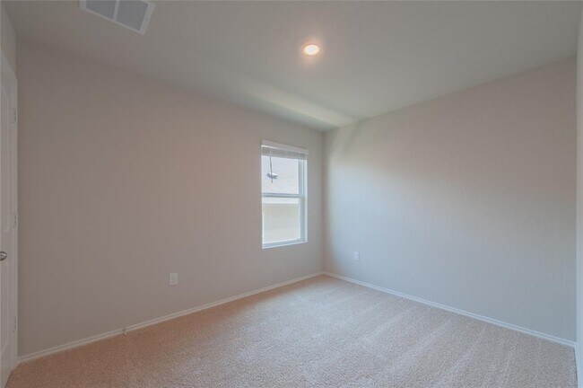 Building Photo - 6104 Brampton Ln