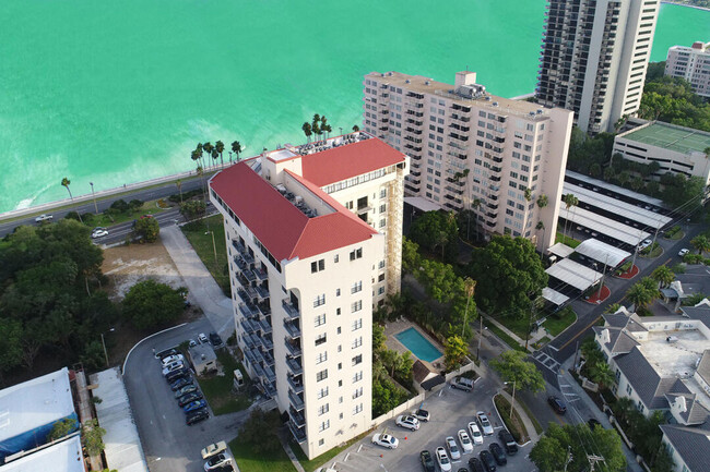 Foto del edificio - 2109 Bayshore Blvd