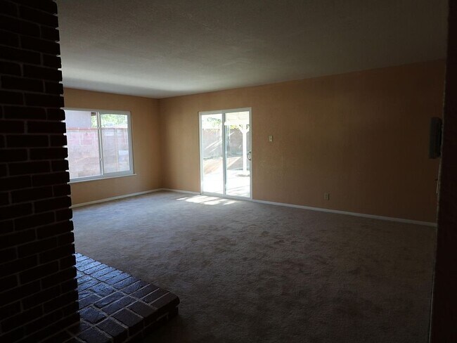 Building Photo - 44515 Stanridge Ave