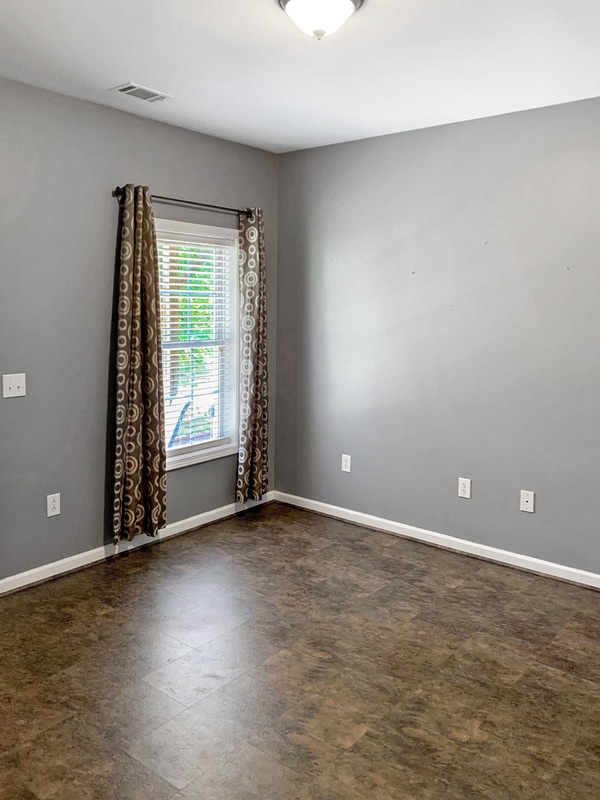 Building Photo - 23 Annacey Pl