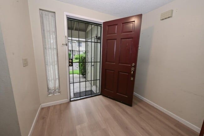 Foto del edificio - 4718 E Alamos Ave