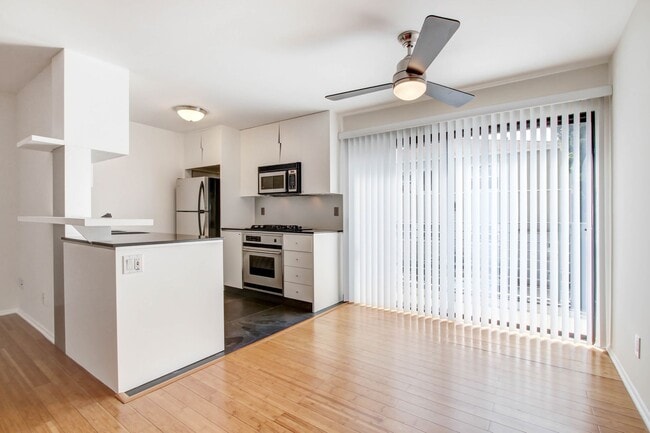 Foto del edificio - 117 Pacific St