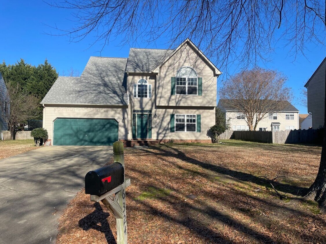 Primary Photo - Welcome to this beautiful home located in ...