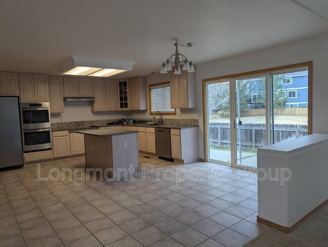 Photo - 3581 Larkspur Cir House