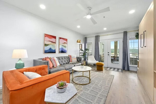 Building Photo - 3404 American Dr