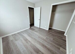 Building Photo - 2609 County Line Rd SW