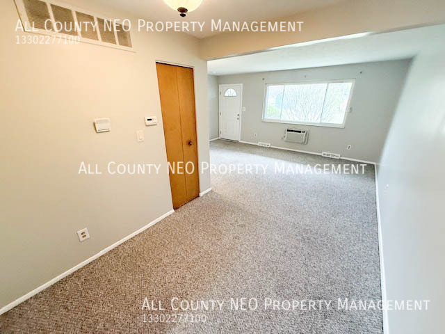 Building Photo - 2470 Warren Pkwy