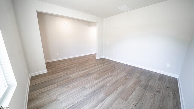 Foto del edificio - 1029 Killian St