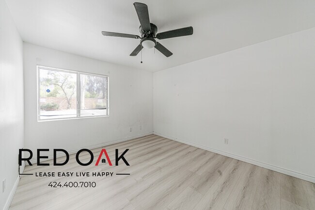 Foto del edificio - 14255 Tyler St