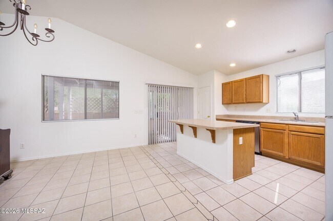 Building Photo - 2385 W Monet Way