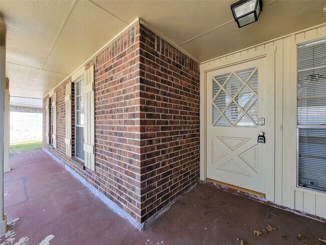 Foto del edificio - 8514 Opalwood Ct