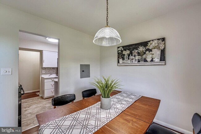 Foto del edificio - 6089 Majors Ln