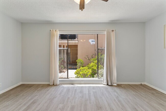 Foto del edificio - 3888 Potomac Ave