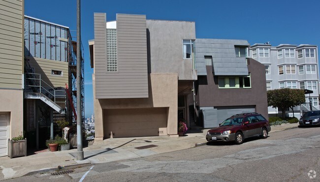 Building Photo - 65-67 Grand View Ave