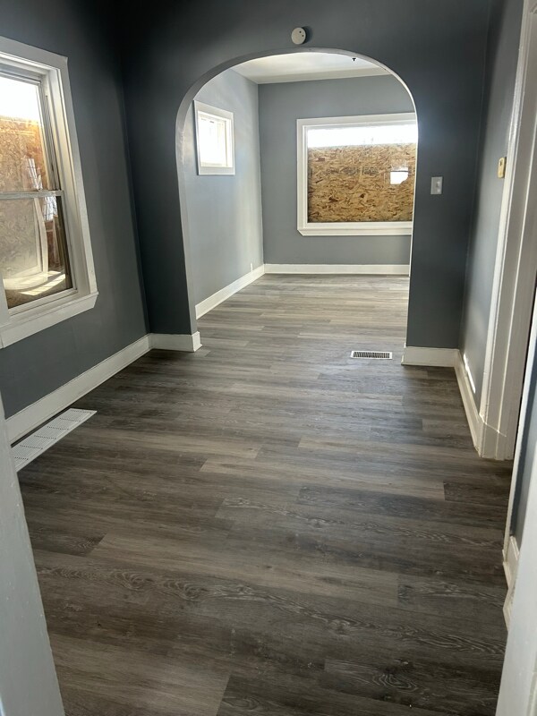 Foto del edificio - 2429 Madison St