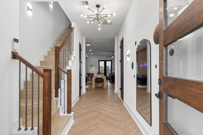 Foto del edificio - 4117 Shelby Cir