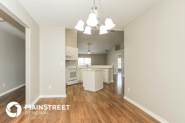 Foto del edificio - 1411 Hillsborough Way