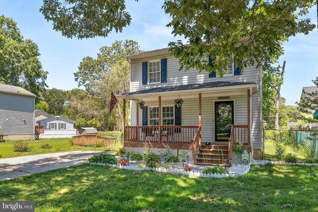 Foto principal - 1196 Spruce Ave