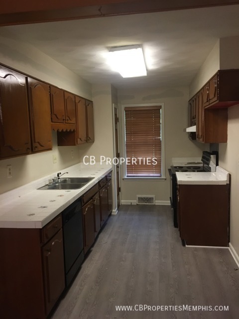 Foto del edificio - 8604 Millbranch Rd