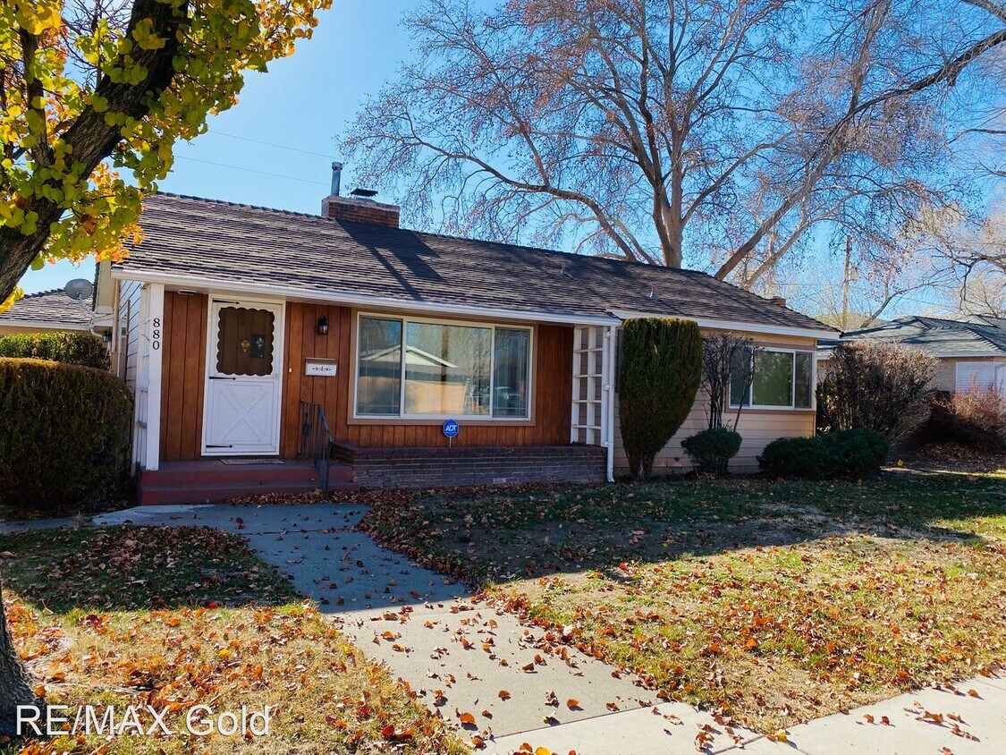 2 br, 1 bath House 880 East Taylor Street House Rental in Reno, NV