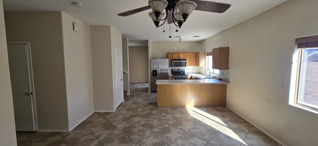 Foto del edificio - 10433 E Butte St