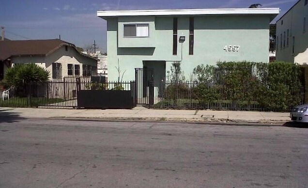 Foto principal - 4557 W 18th St