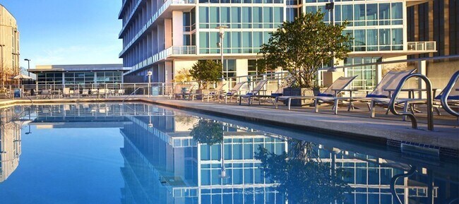 Building Photo - 150ERS617 (VUE 50)