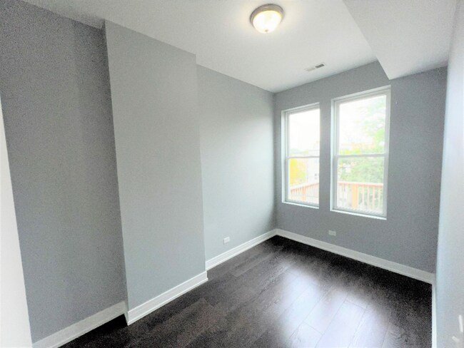 Foto del edificio - 1307 S Kedzie Ave
