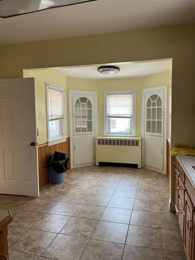 Building Photo - 21120 W Toledo St