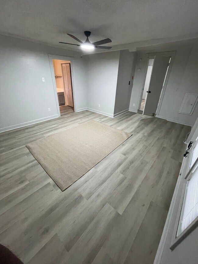 Foto del edificio - 702 Todds Ln