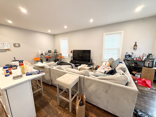 Foto del edificio - 91 Hillside St