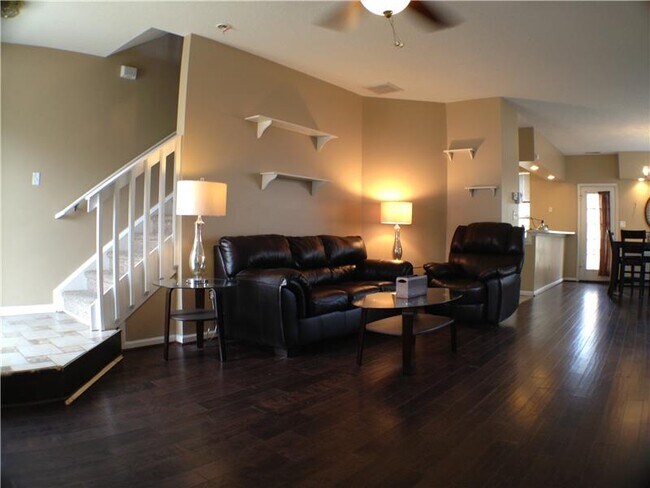 Building Photo - 1816 Riddlesworth Dr