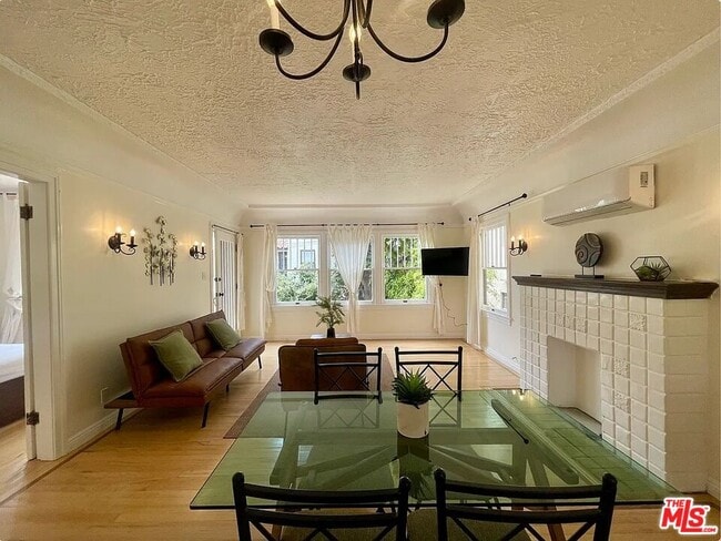 Building Photo - 839 5th St