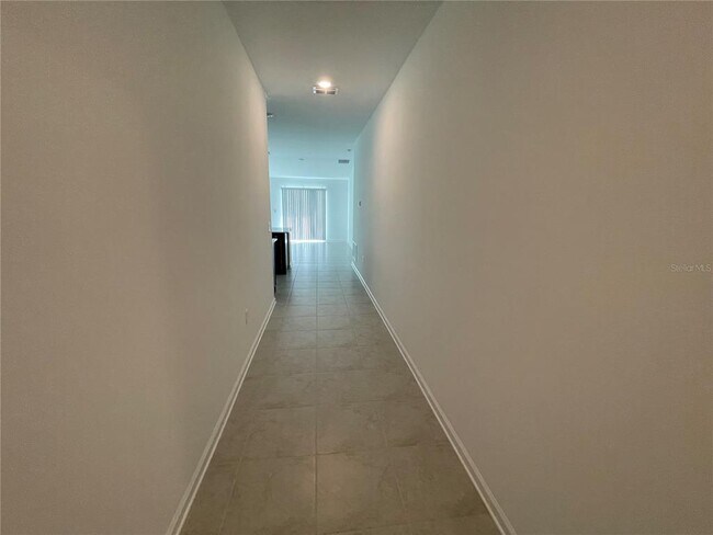 Building Photo - 1129 Saguaro St