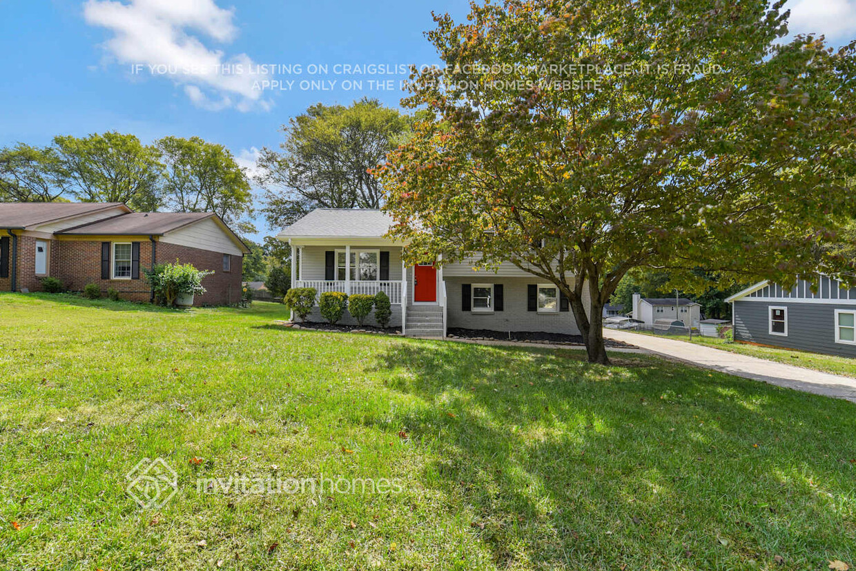 Foto principal - 5625 Beaconsfield Rd