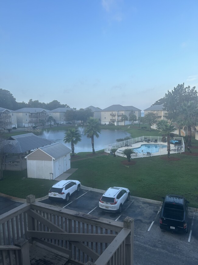 Foto del edificio - 4 Yacht Club Dr