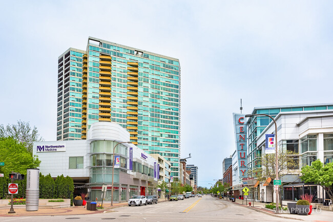 Building Photo - 1720 Maple Ave