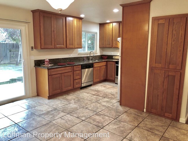 Building Photo - 3 br, 3 bath House - 76 Lido Circle