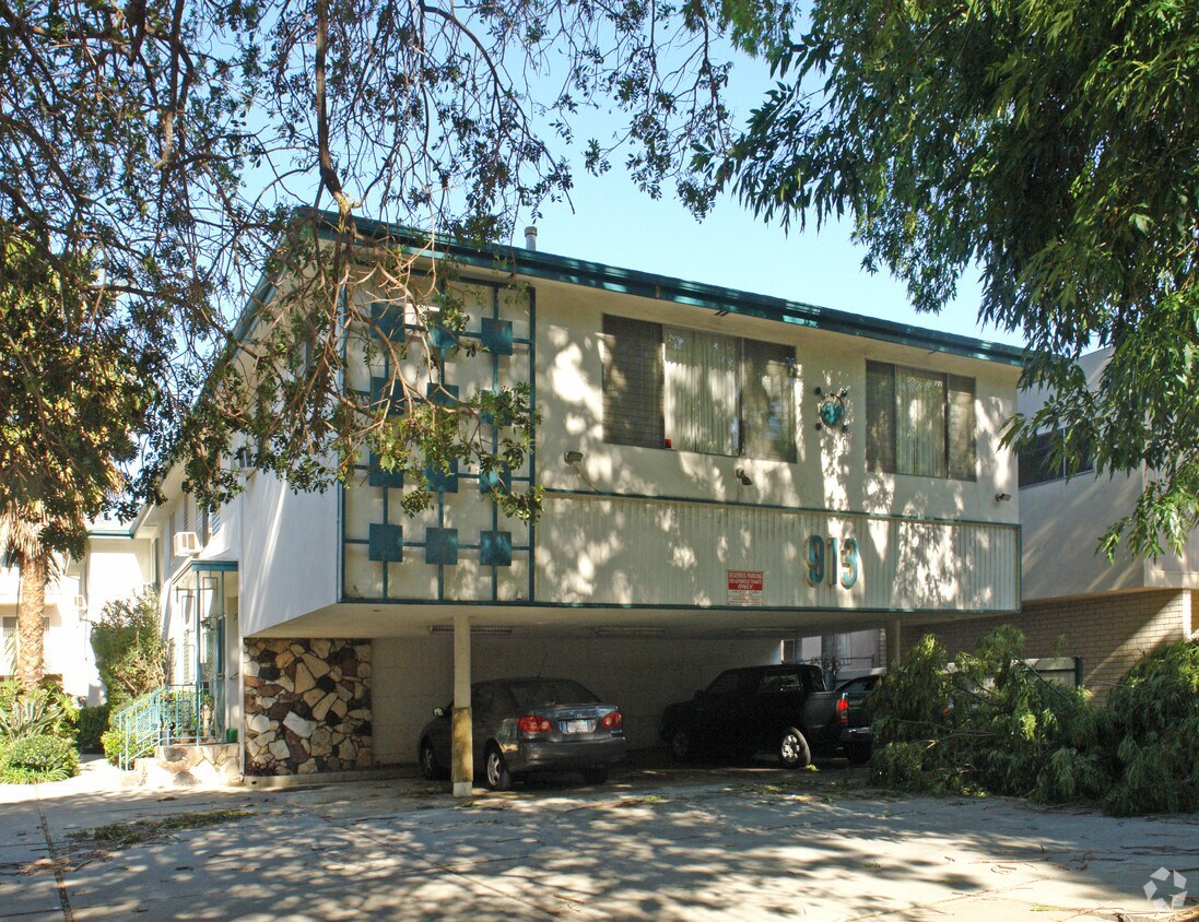 Foto principal - 913 S Bedford St