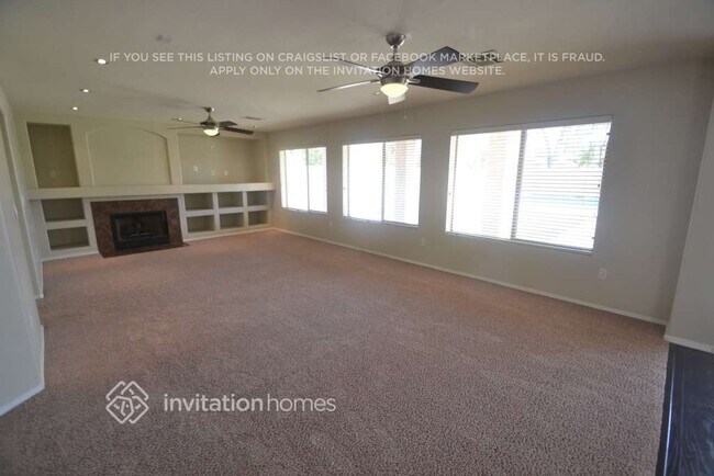 Building Photo - 7447 W Trails Dr