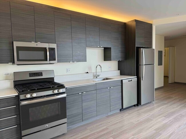 Foto del edificio - 1922 N Milwaukee Ave