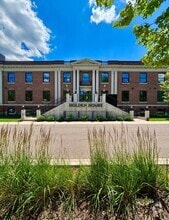 Building Photo - Holden House