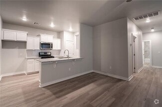 Building Photo - 1308 E Cavanaugh St