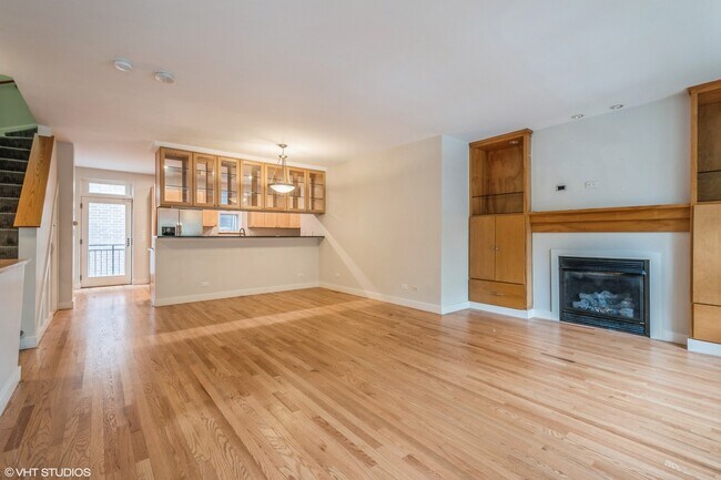 Foto del edificio - 7209 N Oakley Ave